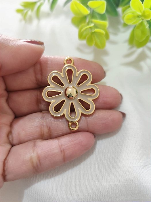 Entremeio Flor 38mm Resinado Nude Ouro (un)