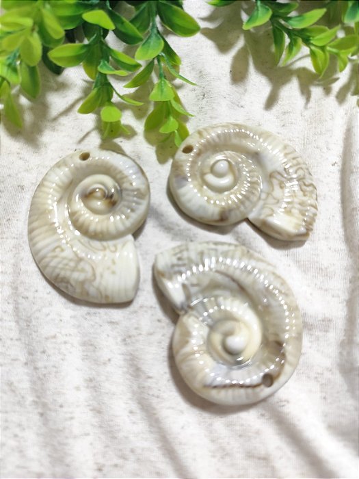 Pingente Caracol Resina 70mm Nude Mesclado (un)