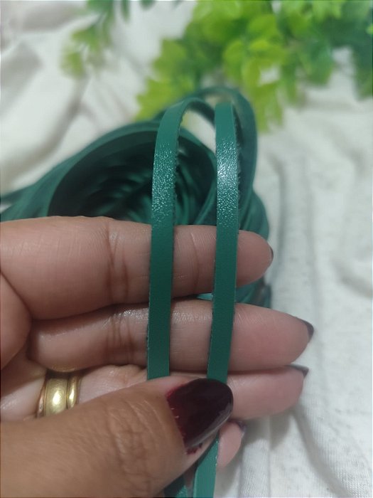 Tira de Couro Sintético Verde 5mm (1 metro)