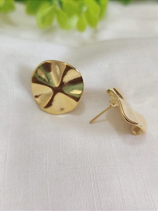 Brinco Martelado Redondo 20mm Ouro, com argola embutida (par)