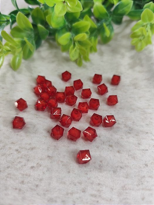 Cristal Acrílico Quadrado 8mm Vermelho (10gr - Aproximadamente 41un)