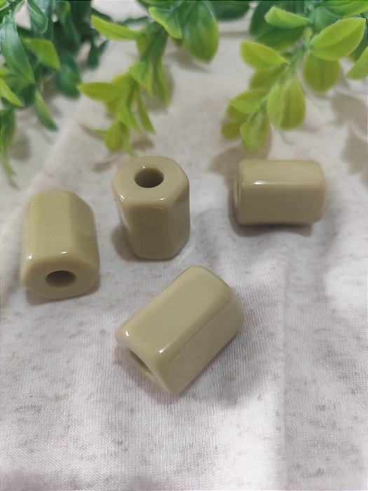 Conta Resina Cilindro 25mm Verde Abacate, furo 7mm (2un)