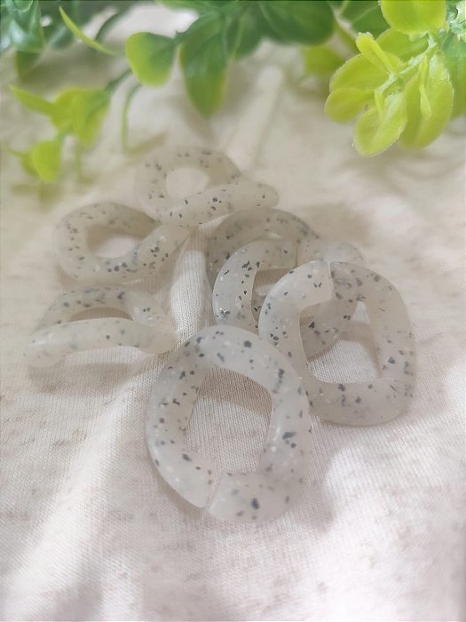 Elo de Resina Quadrado Off White Mesclado Fosco 30mm, abertura 15mm (4un)