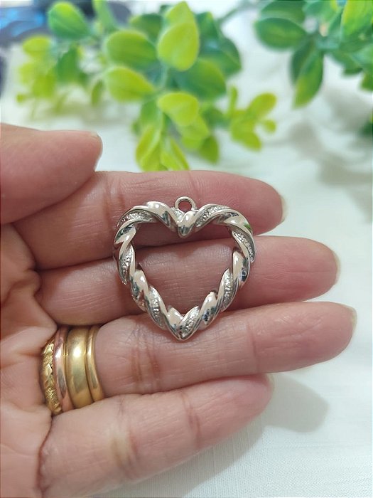 Pingente Coração Torcido 30mm Níquel (un)