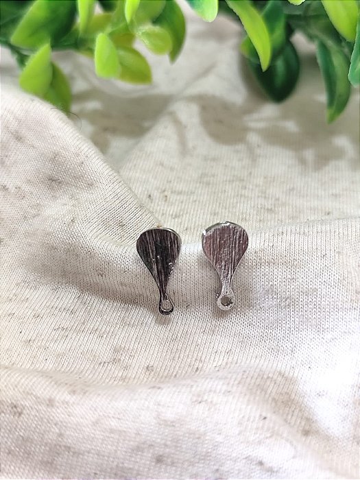 Brinco Gota 16mm com saída (par)