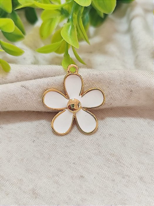 Pingente Flor 33mm Ouro,  Resinado Branco (1un)
