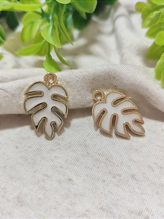 Pingente Costela de Adão 30mm Ouro, resinado Branco (un)