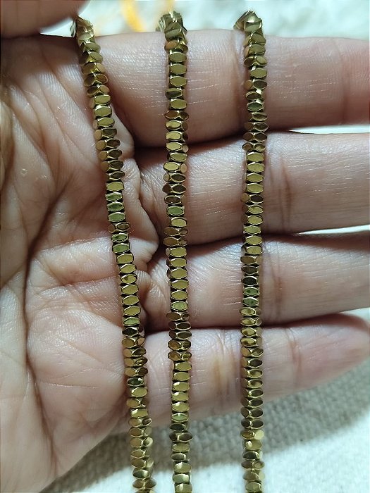 Hematita Retangular Facetado Dourado (Fio)