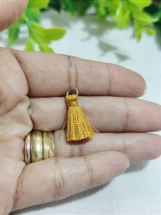 Tassel Algodão Amarelo Ouro (10un)