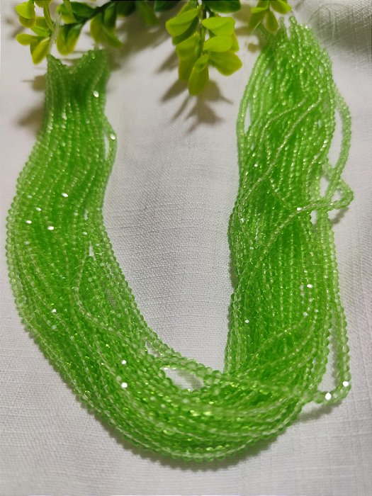 Cristal Verde Claro Translúcido 2mm (1 fio - 160un)