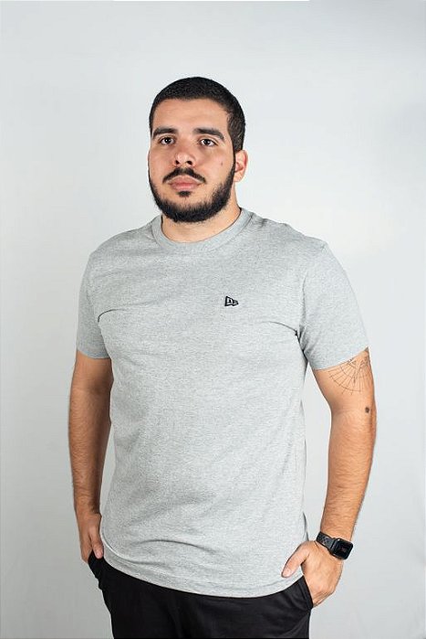 Camiseta New Era Tri 042