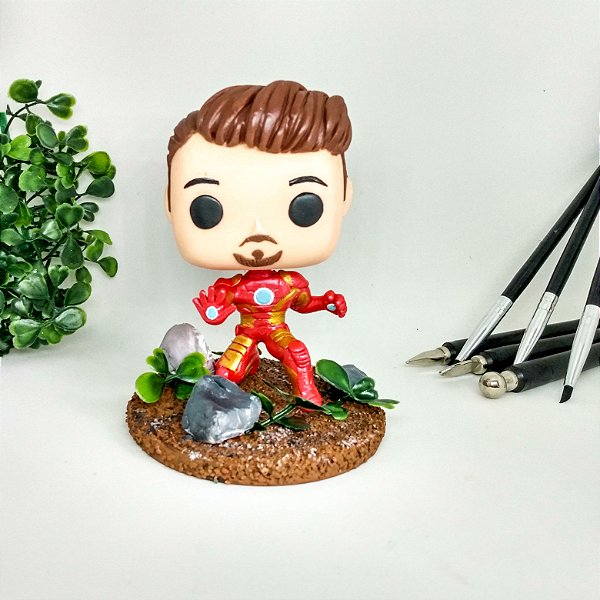Tony Stark - Homem de ferro - Iron man - Marvel - Funko Pop em porcelana fria - action figure - custom