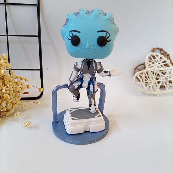 Liara T'Soni - Mass Effect no estilo funko em porcelana fria - action figure - custom