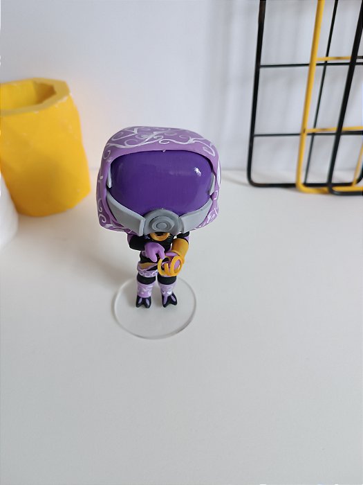 Tali’Zorah nar Rayya - Mass Effect no estilo funko em biscuit - action figure - custom