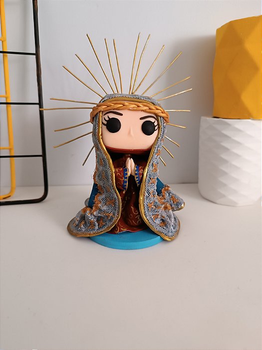 Compadecida - Fernanda Montenegro - O auto da compadecida no estilo funko em biscuit - action figure - custom