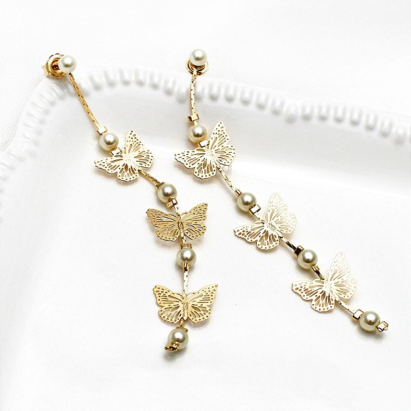 Brinco Base Perola C/ Corrente Borboletas E Perolas