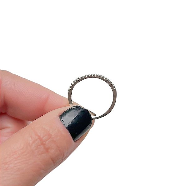 Anel Meia Aliança Zircônias