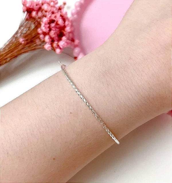 Bracelete Fio Torcido