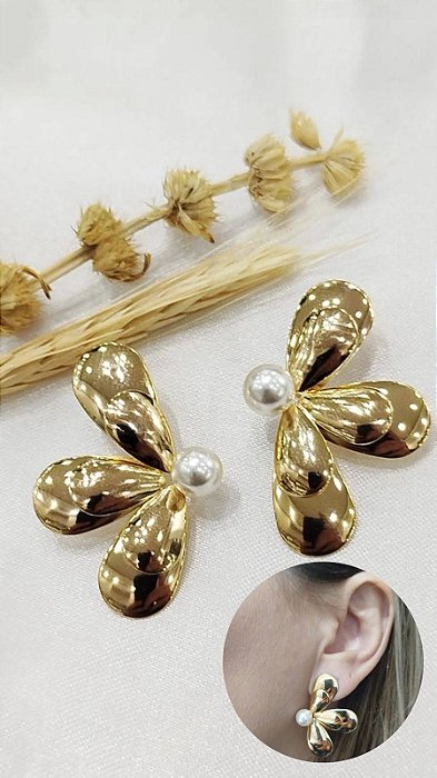 BRINCO FLOR LATERAL CO PEROLA