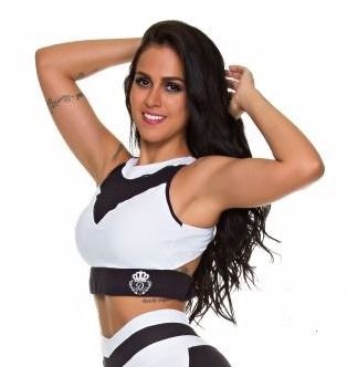 Blusa Nectus Preta Branca (COM AVARIA)