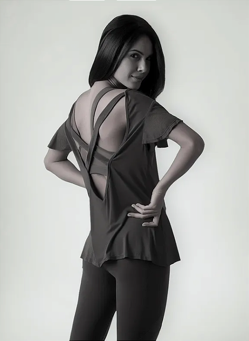 Blusa Cruzada Preta