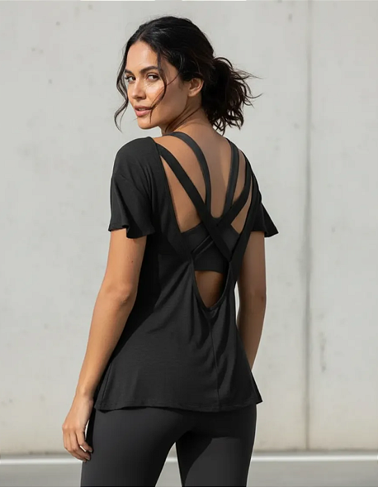 Blusa Cruzada Preta