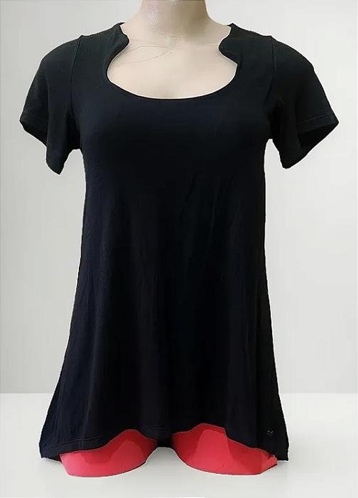 Blusa Mullet Manga Curta Preta
