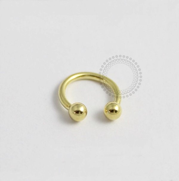 AP06 Ferradura Banho Ouro 18K