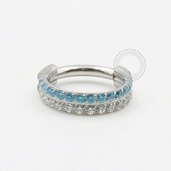 TN578 Segmento Cravejado Duplo Cristal Blue Titânio ASTM F136