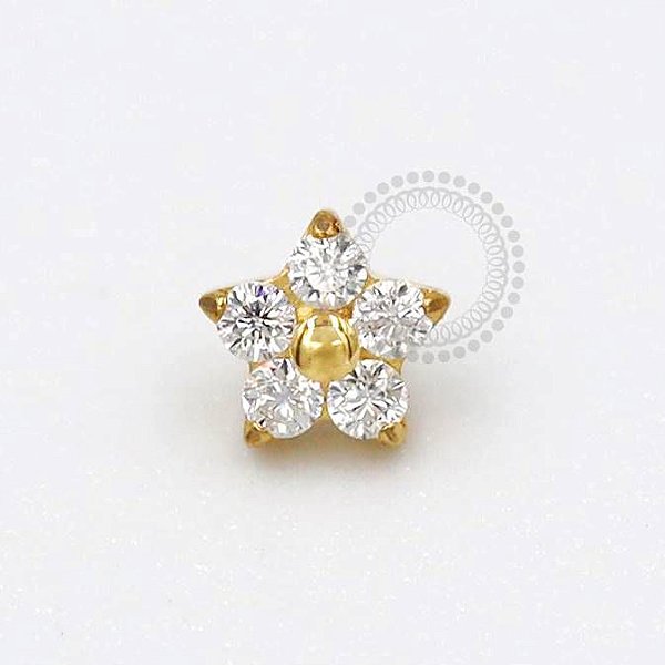 TN779 Topo Flor Cinco CZ com Miolo Titânio PVD Gold