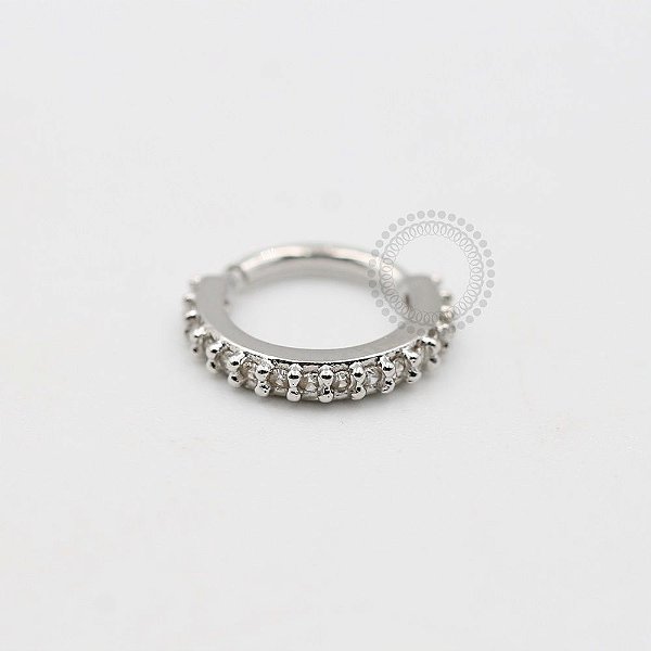 ARA11 Argola Cravejada Pedra Zirconia Helix Lateral Lisa Banho Ródio