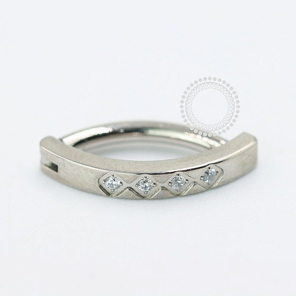 TN1089 Navel Belly Clicker 4 CZ Titânio (OUTLET)