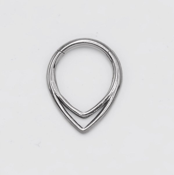 TN1249 Segmento Gota Linhas Duplas Titânio ASTM F136