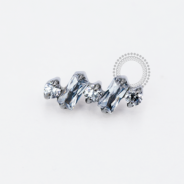 TN1914 Topo 2 Baguettes E 3 Pontos De Luz Titânio ASTM F-136