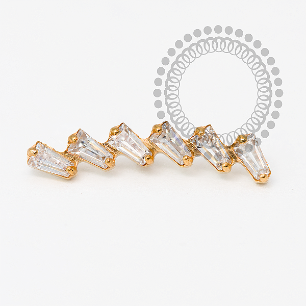 TN2028 Topo Cluster 6 Baguette CZ Titânio PVD Gold