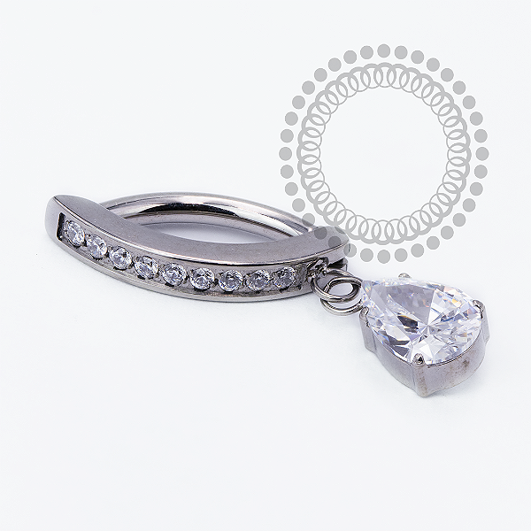TN2488 Navel Belly Clicker Pingente CZ Titânio ASTM F136