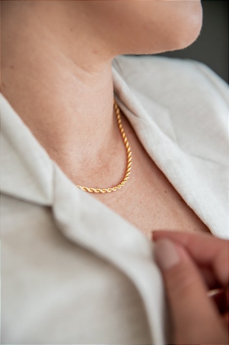Colar Trançado Vintage Elegance - Banho de Ouro 18k