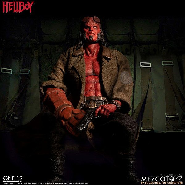 Hellboy One:12 Collective Mezco Toyz Original