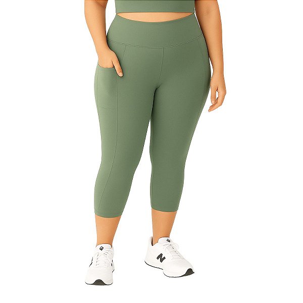 Calça Corsário Plus Size c/ Bolso em Suplex De Poliamida Verde Malva