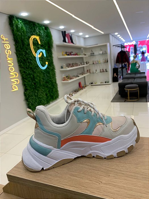 Tênis Sneaker Natalia White Goiaba com detalhes Azuis e Laranja