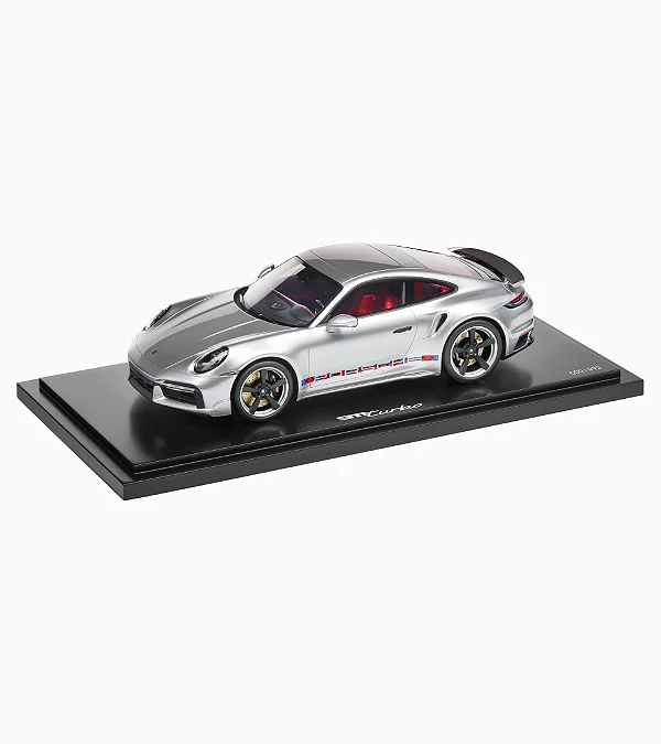 Porsche 911 First Turbo Sonderwunsch (pedido especial) Remastered (992) – Edição Limitada