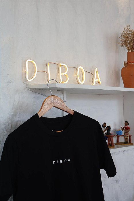Camiseta Minimalista DIBOA - Preta