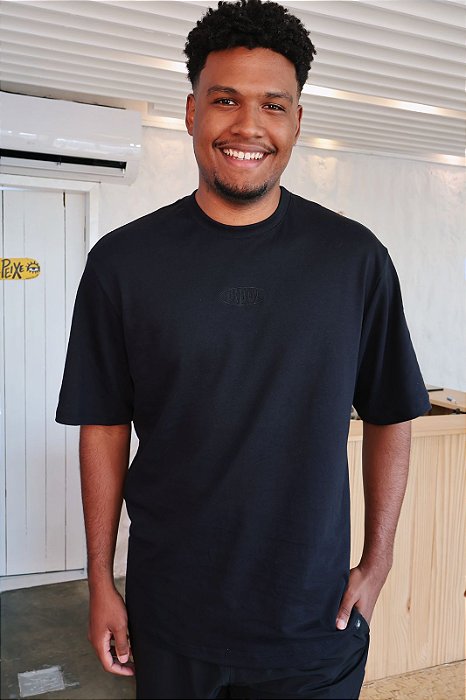 Camiseta Over Bordado DIBOA - Preta