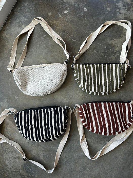 Bolsa Baguete Crochê Resort