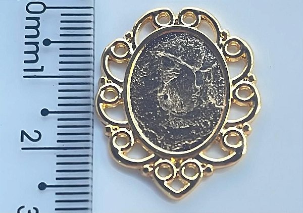 Medalha Filigramada Dourada