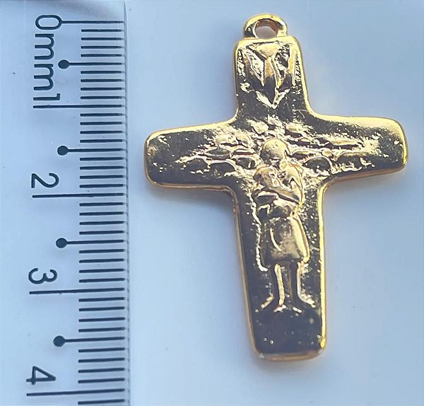 Cruz Papa Francisco Dourada