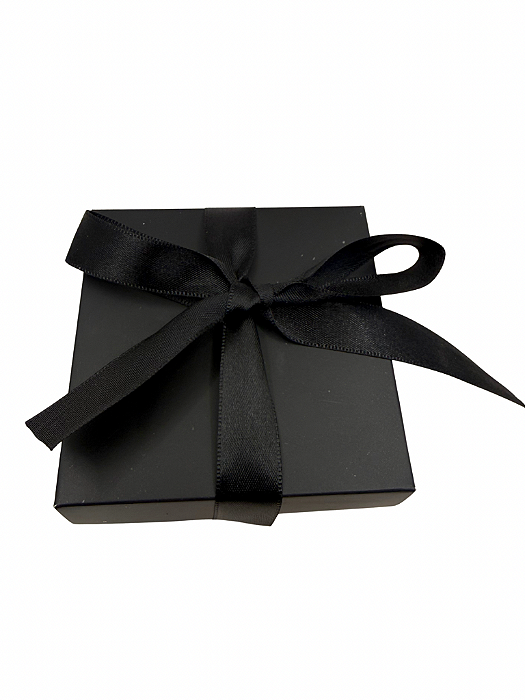 Caixa Preta com Laço