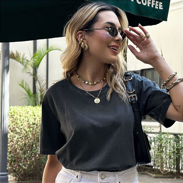 T-SHIRT ESTONADA LISA CHUMBO