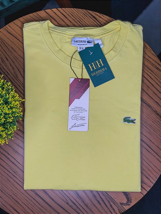 Camiseta Lacoste Clássica Amarela