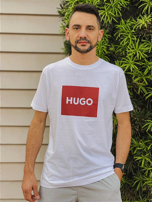 Camiseta Hugo Boss Branca Masculina Slim Fit Logotipo Vermelho - HERRERA  BRAND